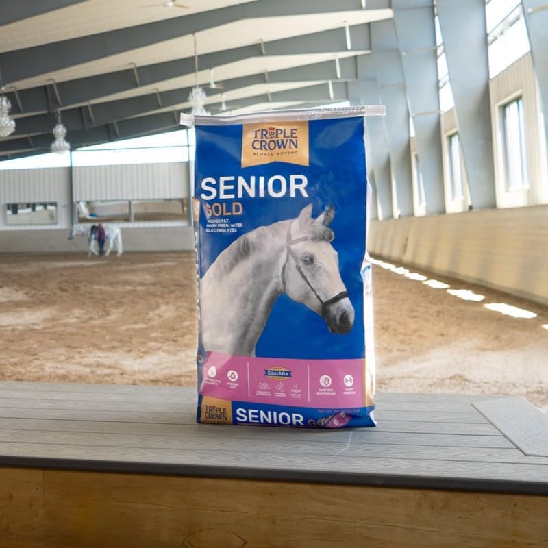 Triple Crown Senior Gold Premium Horse Feed, EquiMix Superior Nutrition, Textured Equine Senior Horse Food, Weight Gain for Mature & Performance Horses, 50 lbs