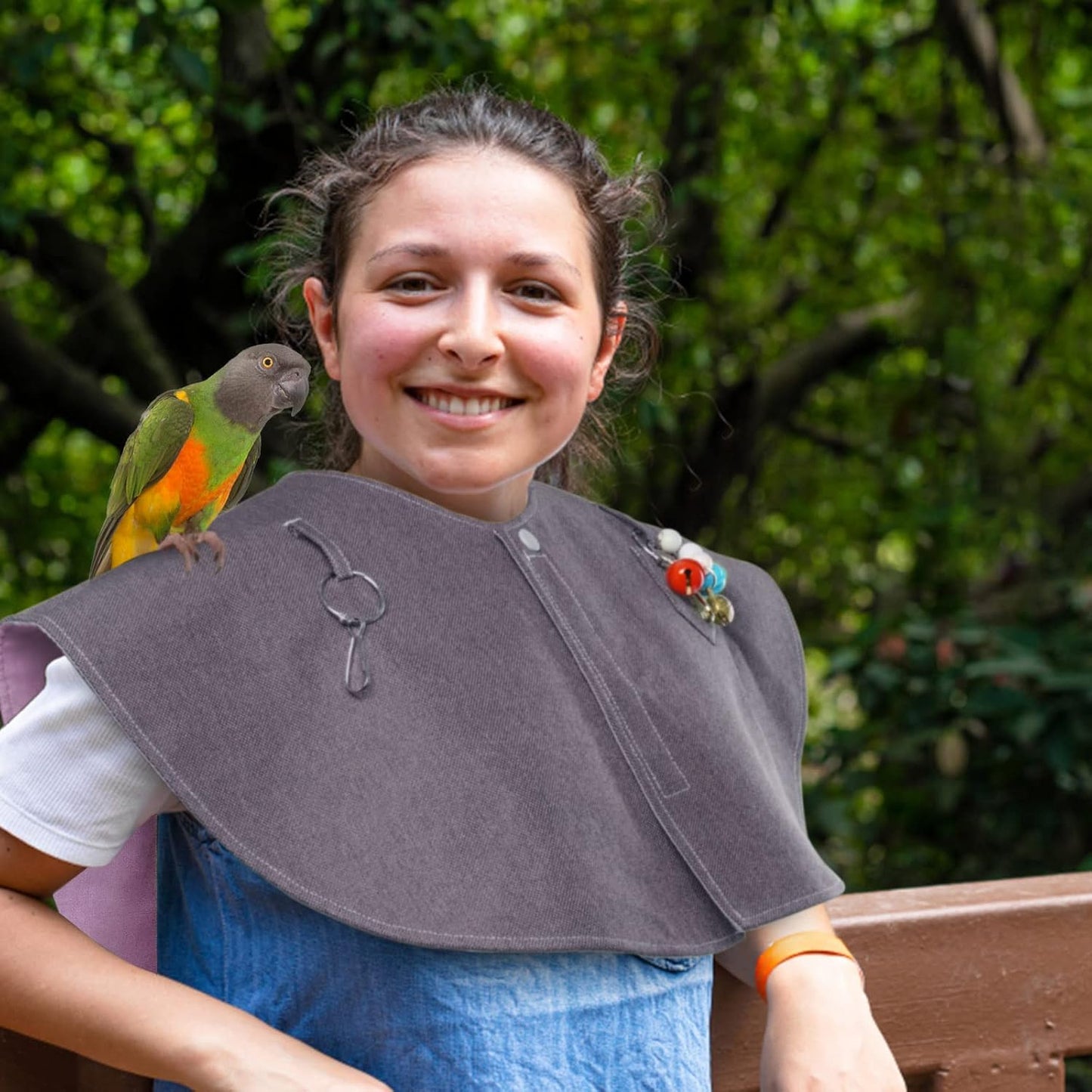 QBLEEV Parrot Anti-Scratch Shoulder Protector Hang Bird Anklet&Toys, Multi-Functional Pet Shoulder Pad Diaper Shawl for Small Medium Parakeets Cockatiels, Sun Conures, Macaws Lovebirds (Purple)