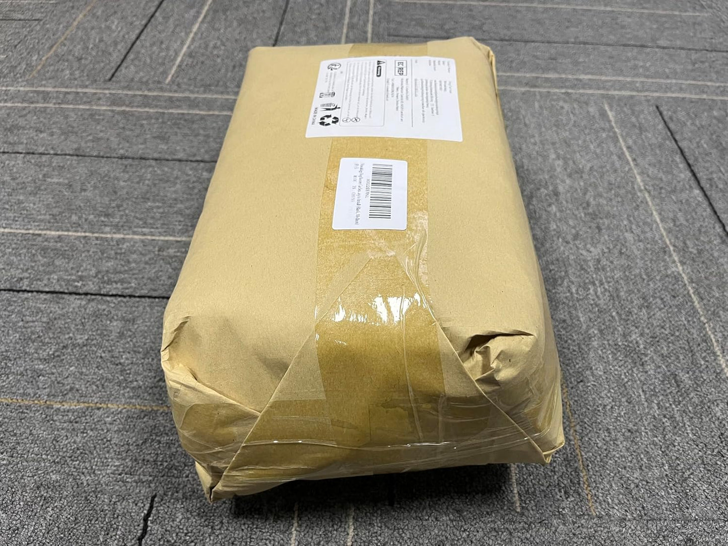 Dog Car Seat for Medium Sized Dog,Pet Travel Car Bed with Seat Belt Channle,Fully Detachable and Washable Car Dog Seat with Adjustable Straps,3 Straps Easy to Install (Black)