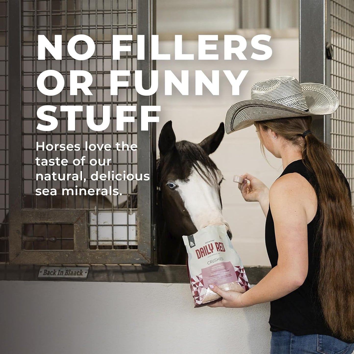 Daily Red Crushed Loose Minerals | Mineral Salt + Electrolyte Supplement for Horses (25LB Refill Bag)