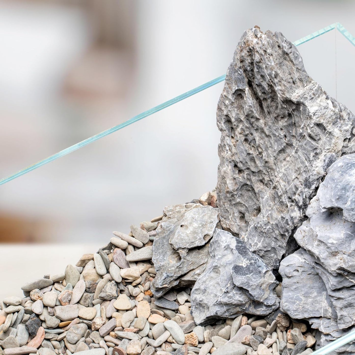 Ultum Nature Systems Controsand Sequoia Gravel (3L) - Small Pebbles for Fish Tank - Planted Aquarium Rocks - Fish Tank Substrate - Aquarium Pebbles - Versatile Fish Tank Stones